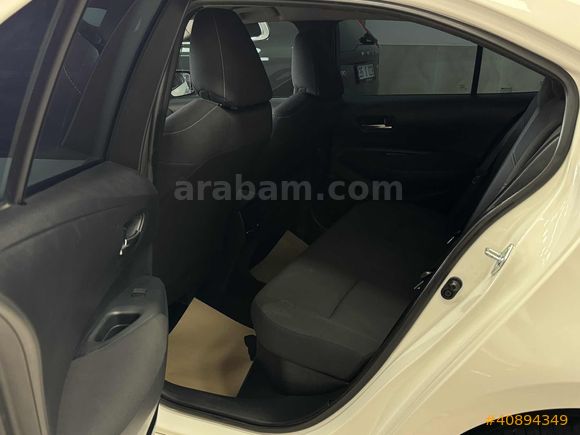 2022 TOYOTA COROLLA 1.8 HYBRİD DREAM E-CVT