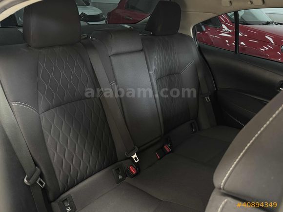 2022 TOYOTA COROLLA 1.8 HYBRİD DREAM E-CVT