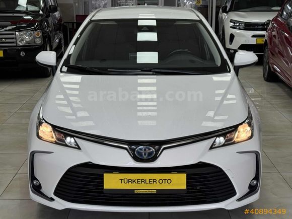 2022 TOYOTA COROLLA 1.8 HYBRİD DREAM E-CVT