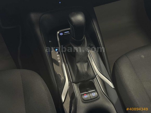 2022 TOYOTA COROLLA 1.8 HYBRİD DREAM E-CVT