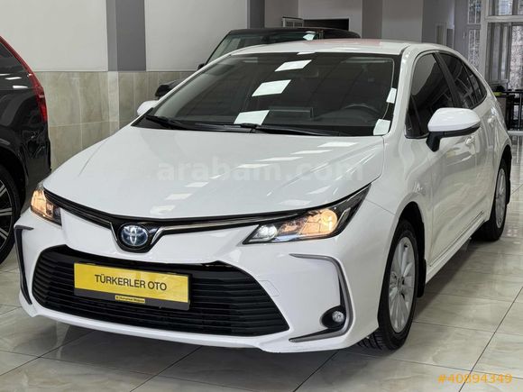 2022 TOYOTA COROLLA 1.8 HYBRİD DREAM E-CVT