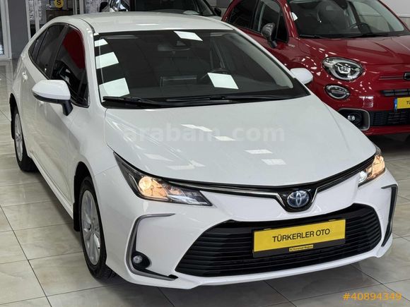 2022 TOYOTA COROLLA 1.8 HYBRİD DREAM E-CVT