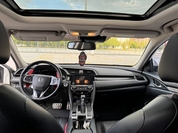 HONDA CIVIC GARANTİLİ 1.5 VTEC TURBO 182 HP EXECUTIVE PLUS