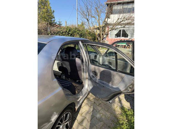 Sahibinden Hyundai Accent 1.3 Admire 2005 Model 
