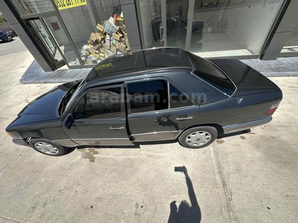 Sahibinden Mercedes - Benz E 200 1993 Model 