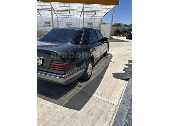 Sahibinden Mercedes - Benz E 200 1993 Model 