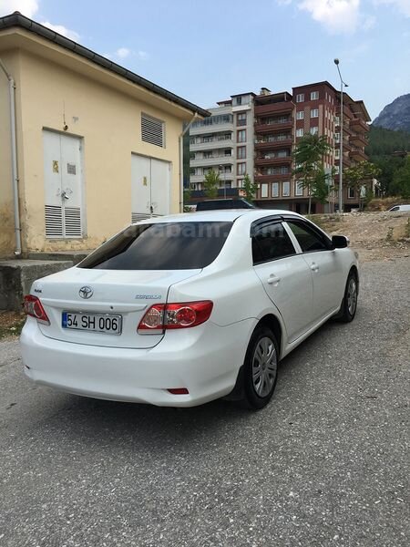 Sahibinden Toyota Corolla 1.33 Comfort 2011 Model 1