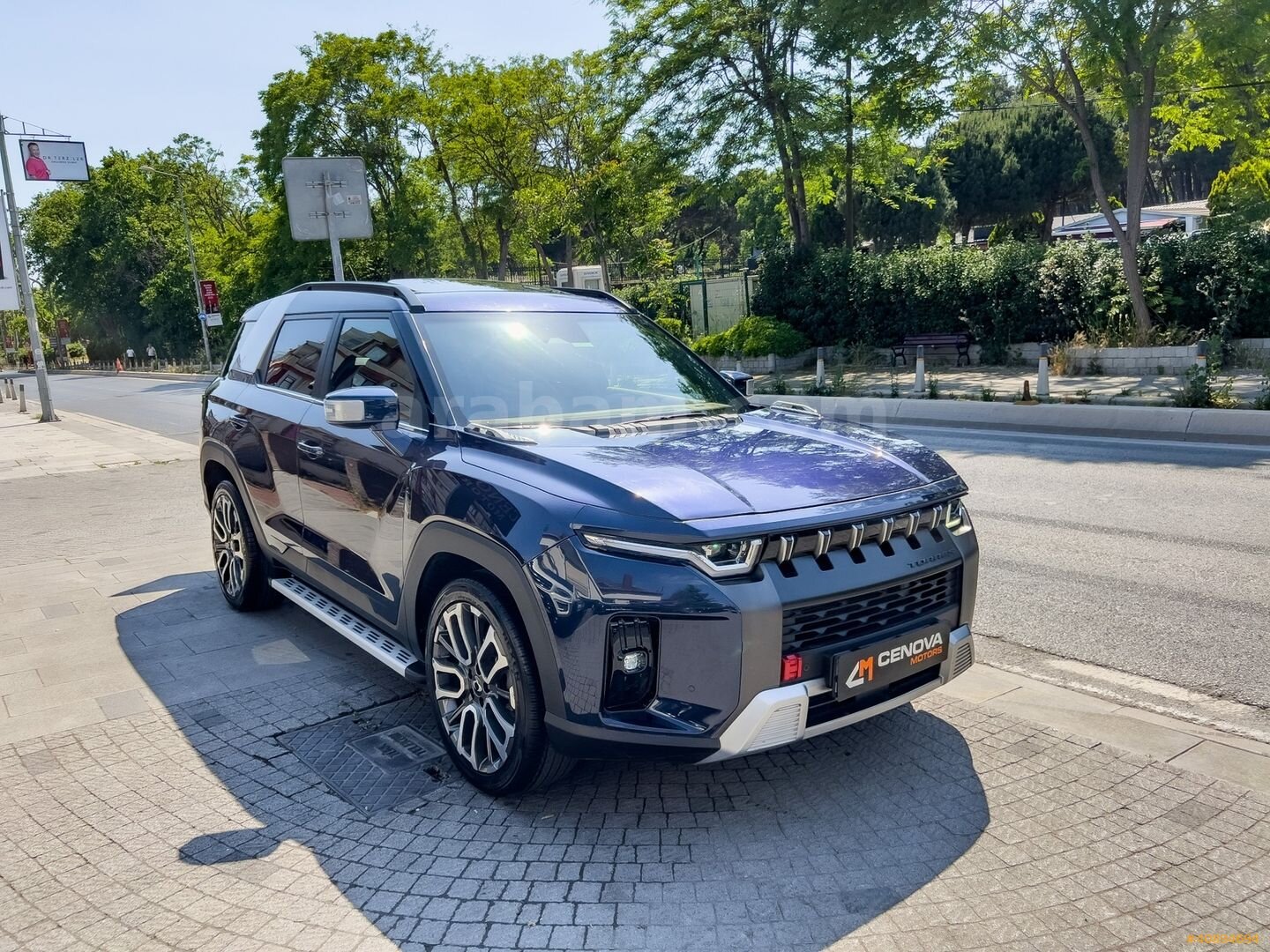 Galeriden KGM SsangYong Torres 1.5 GDI 2023 Model İstanbul 11.750 km Lacivert 3