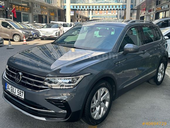 ERDEMLER'DEN 2023 VW TİGUAN 1.5TSI ELEGANCE 150HP CAM TAVAN FULL