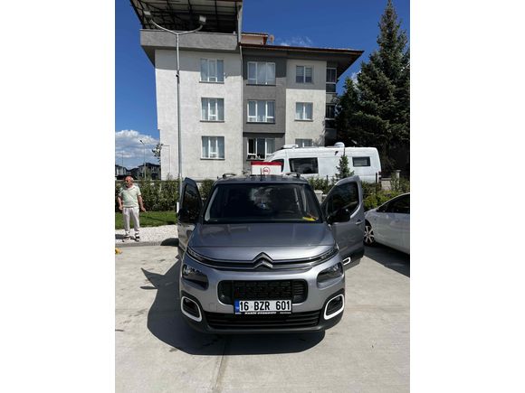Sahibinden Citroen Berlingo 1.5 BlueHDI Shine Bold 2022 Model 