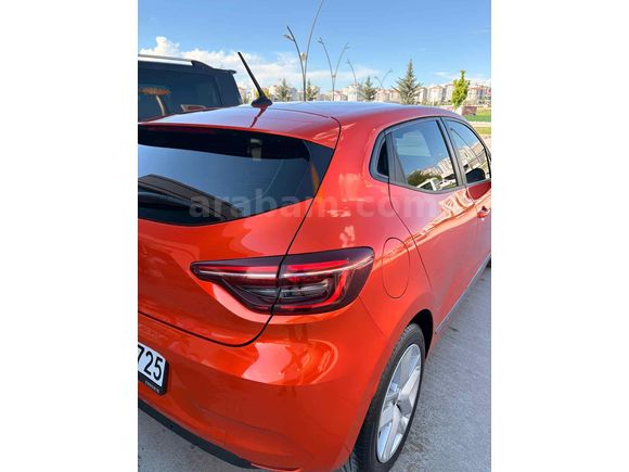 Sahibinden Renault Clio 1.0 TCe Touch 2022 Model 