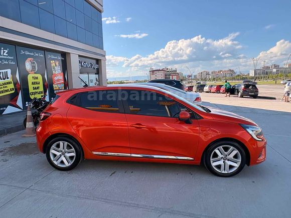 Sahibinden Renault Clio 1.0 TCe Touch 2022 Model 