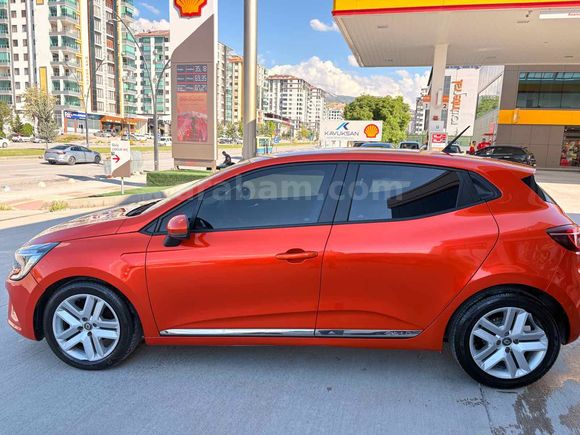 Sahibinden Renault Clio 1.0 TCe Touch 2022 Model 