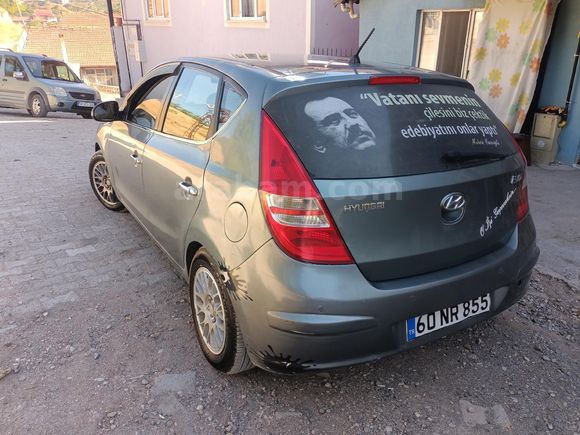 Sahibinden Hyundai i30 1.4 CVVT Team 2011 Model