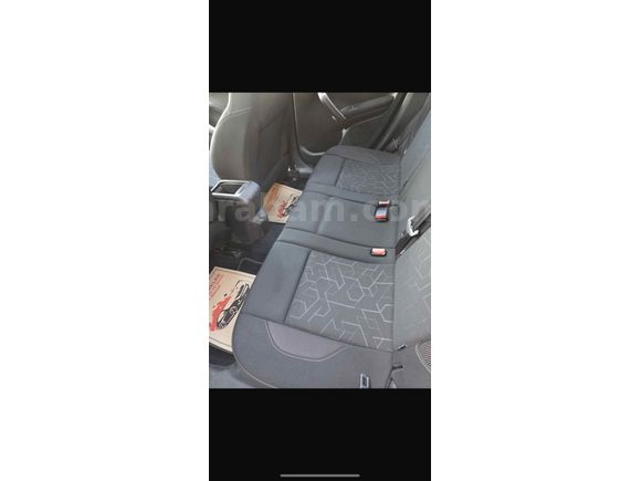 Sahibinden Peugeot 2008 1.6 BlueHDI Active 2016 Model  67000 km sıfır kokusu üzerinde 