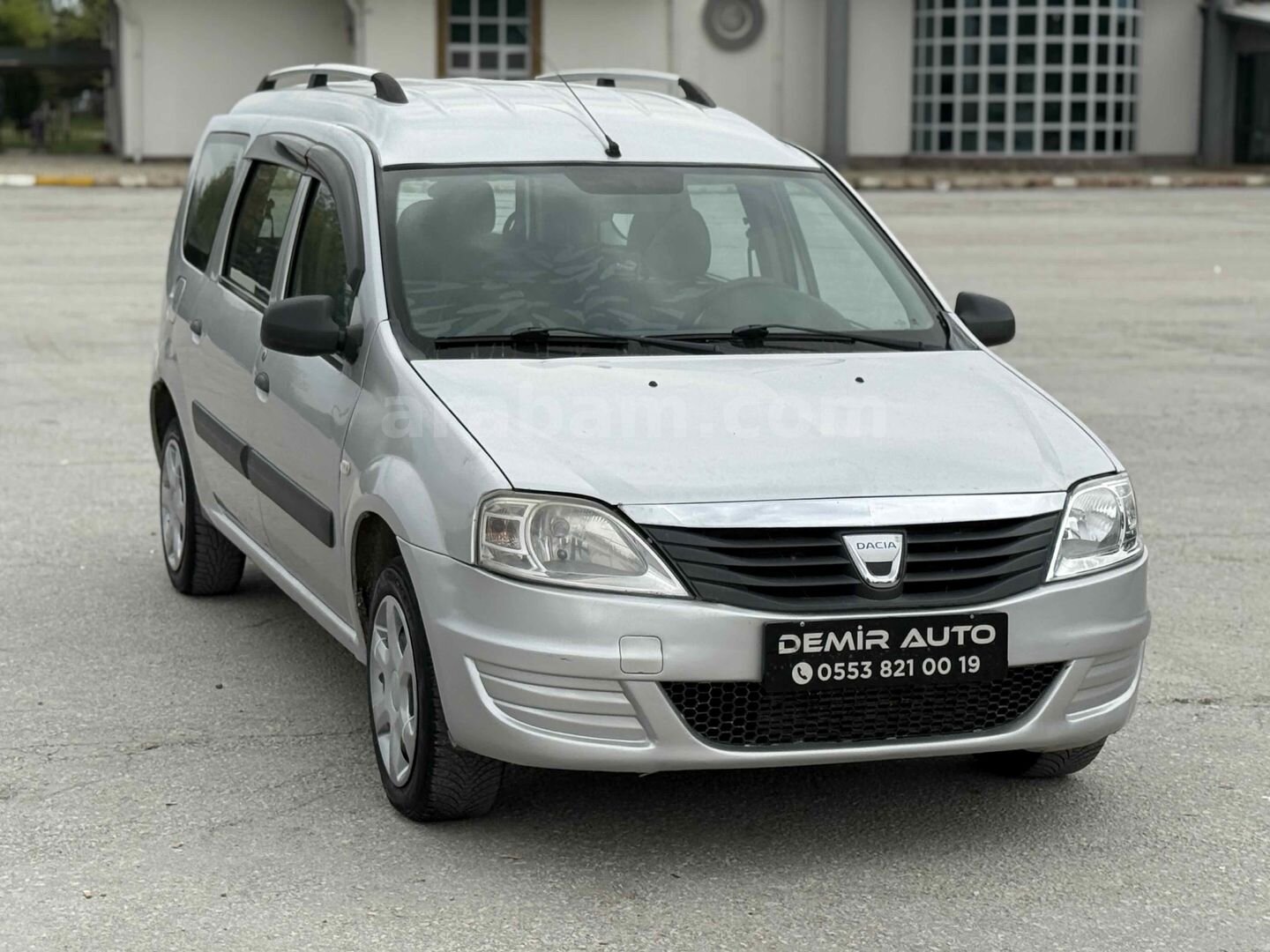 Galeriden Dacia Logan 1.5 dCi MCV Ambiance 2010 Model Afyonkarahisar 310.000 km Gri (Gümüş) 3
