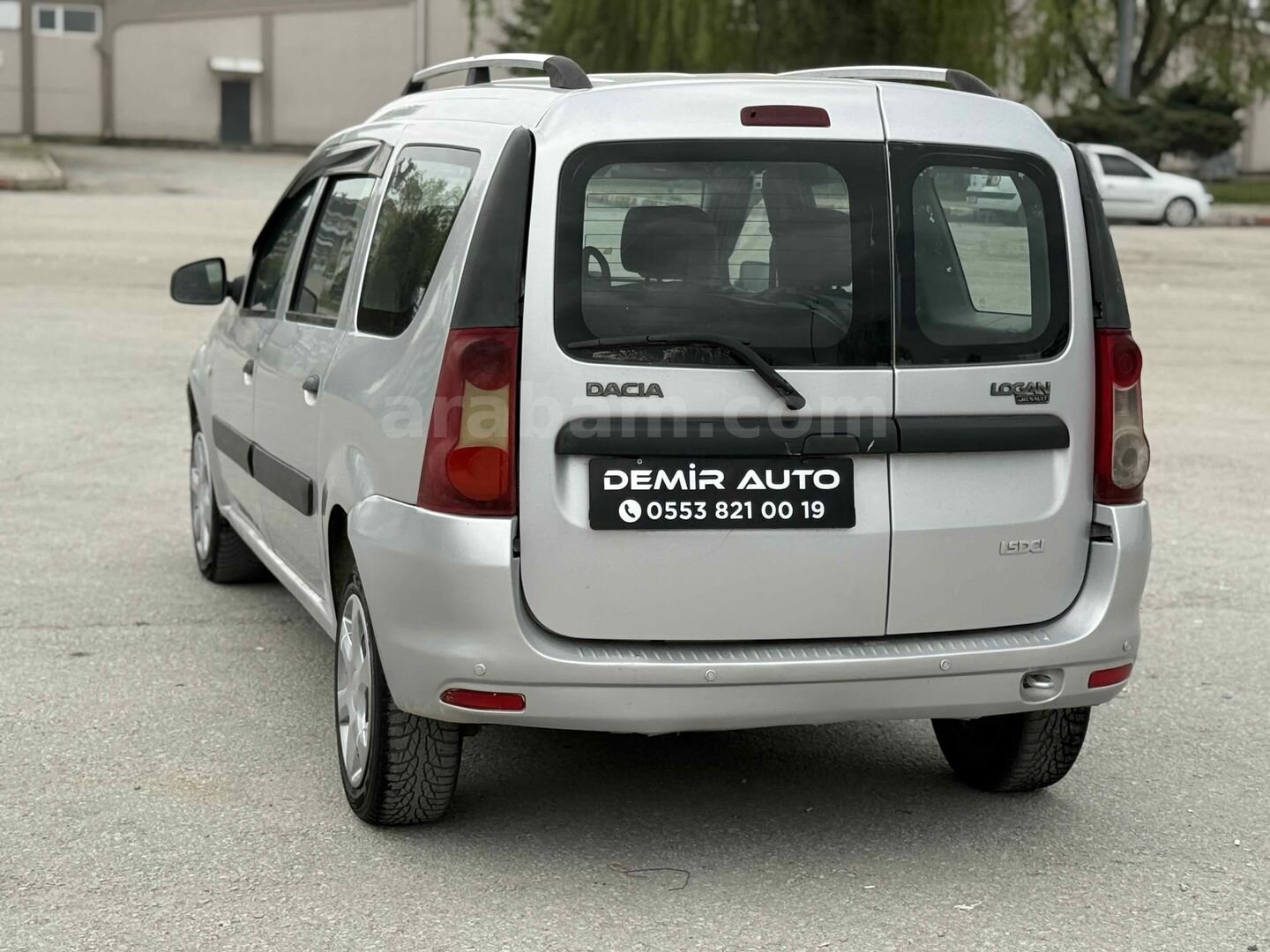 Galeriden Dacia Logan 1.5 dCi MCV Ambiance 2010 Model Afyonkarahisar 310.000 km Gri (Gümüş) 6