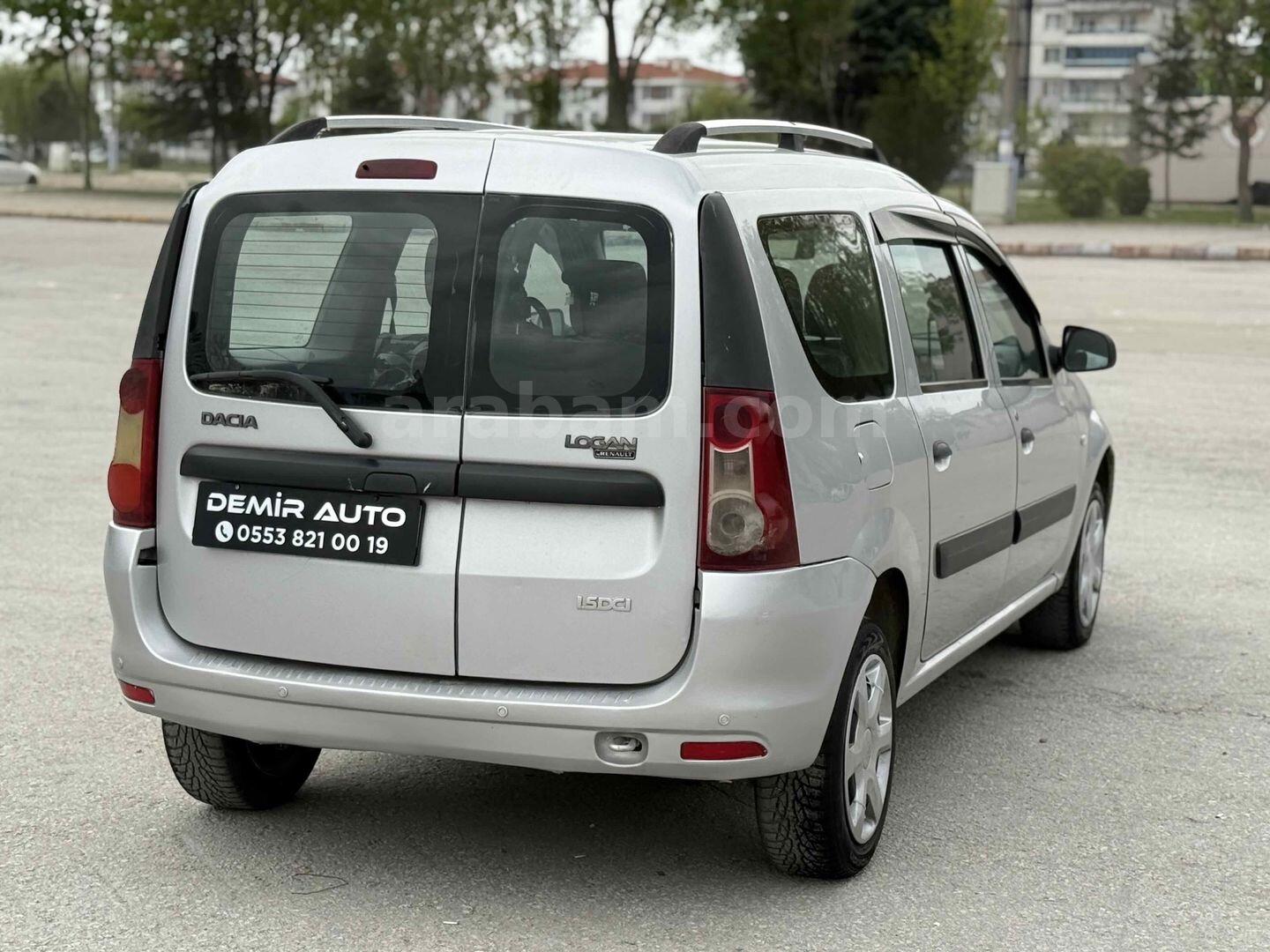 Galeriden Dacia Logan 1.5 dCi MCV Ambiance 2010 Model Afyonkarahisar 310.000 km Gri (Gümüş) 5