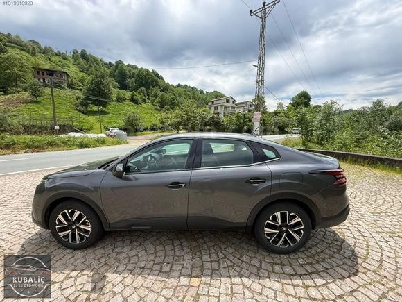 KUBALİÇ DEN 2024 MODEL C4 X 1.2 Puretech Feel Bold EAT8