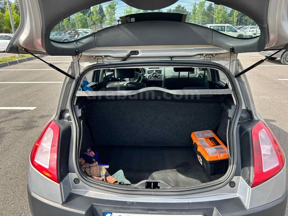 Sahibinden Renault Megane 1.4 Authentique 2005 Model 