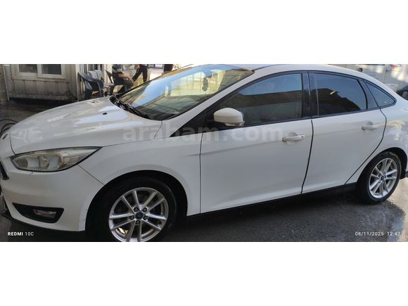 Sahibinden Ford Focus 1.6 Ti-VCT Trend X 2017 Model İzmir