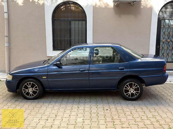 K.KARTINA 12 TAKSİT YAPILIR 96 ESCORT 1.6 KLİMALI LPG'Lİ