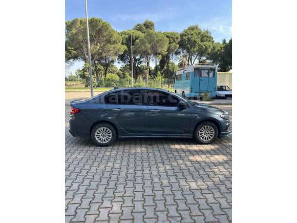 Sahibinden Fiat Egea 1.4 Fire Easy 2021 Model  50.000  km Mavi