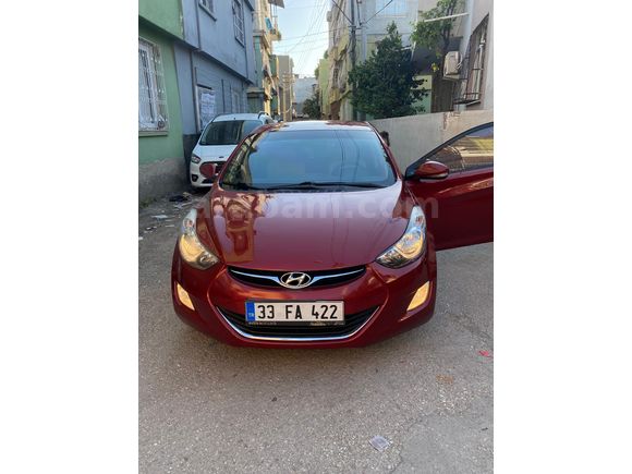 Sahibinden Hyundai Elantra 1.6 D-CVVT  premuim Plus 2012 Model