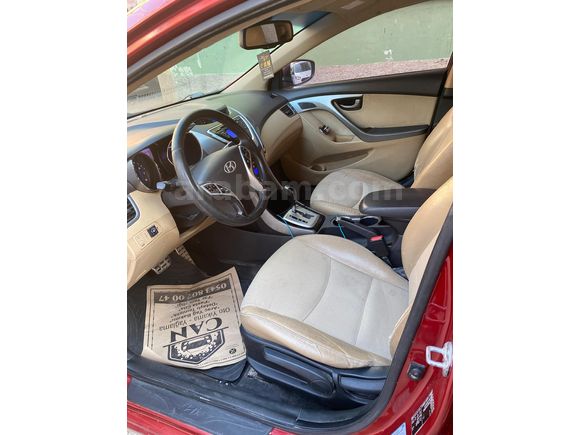 Sahibinden Hyundai Elantra 1.6 D-CVVT  premuim Plus 2012 Model