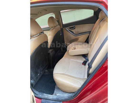 Sahibinden Hyundai Elantra 1.6 D-CVVT  premuim Plus 2012 Model