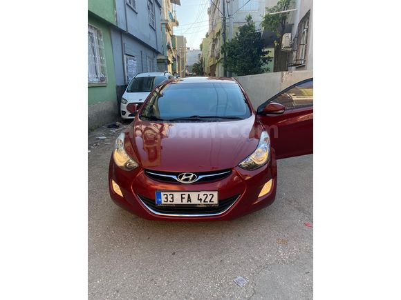 Sahibinden Hyundai Elantra 1.6 D-CVVT  premuim Plus 2012 Model