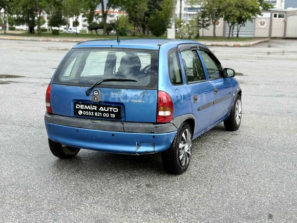 BAYAN ARACI İSTEYENLERE OTOMOTİK CORSA 1.4 SWING