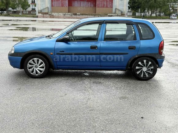 BAYAN ARACI İSTEYENLERE OTOMOTİK CORSA 1.4 SWING