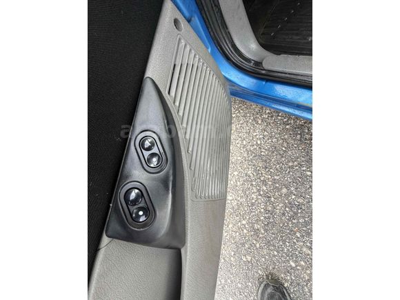 BAYAN ARACI İSTEYENLERE OTOMOTİK CORSA 1.4 SWING