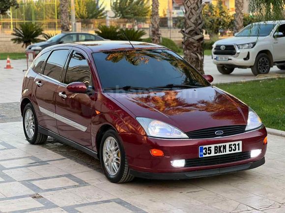 Galeriden Ford Focus 1.6 Ghia 2001 Model Aksaray