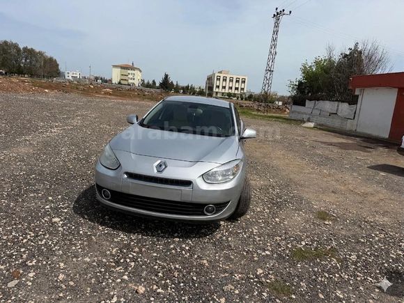 Sahibinden Renault Fluence 1.5 dCi Privilege 2010 Model  124.000 km Gri (Gümüş)