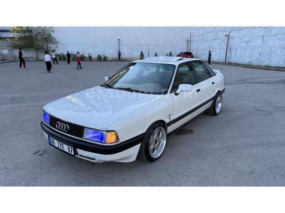 VOİCE'DEN SADECE 3 PARÇA BOYALI SUNROOF'LU AUDİ 80