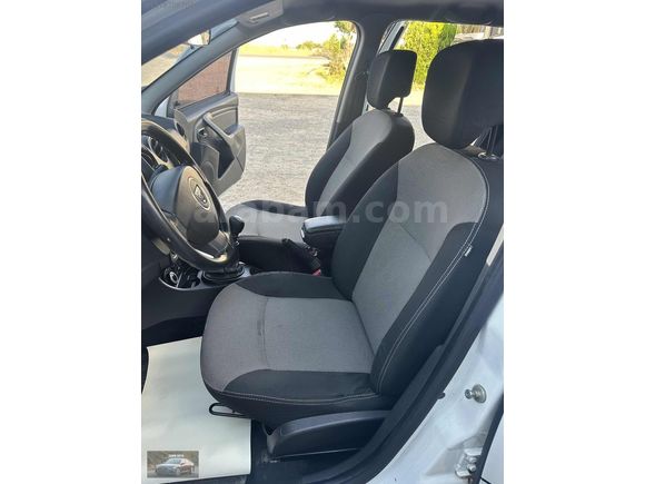 2014 MODEL DUSTER 4X4 1.5 DİZEL 110 HP BEYAZ RENK TERTEMİZ