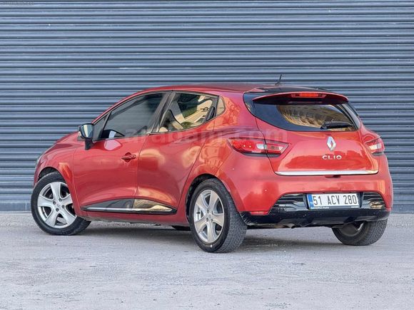 ŞEKERCİ AUTO 2013 RENAULT CLİO 1.2 İCON