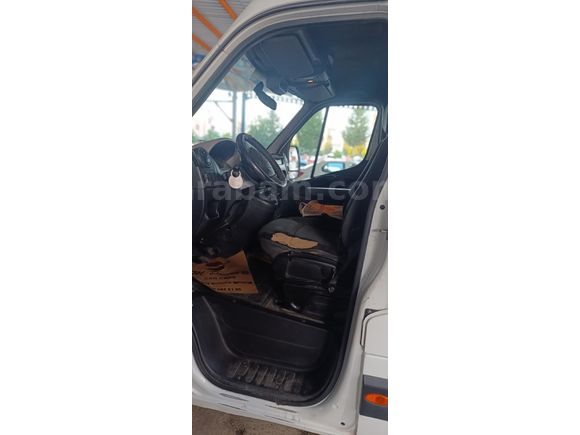 Sahibinden Renault Master 2.3 dCi 13 m3 2013 Model 14 çıkışlı hazır raflı servis aracı