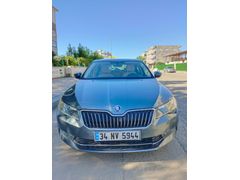 Sahibinden Skoda SuperB 1.6 TDI Style 2017 Model Batman 164.000 km Gri