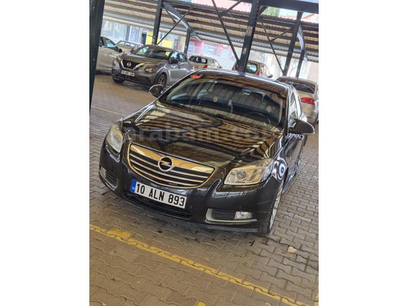 Sahibinden Opel Insignia 1.6 T Cosmo 2010 Model  228.000 km Siyah