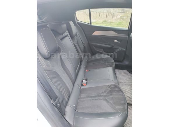 Sahibinden Peugeot 408 1.2 PureTech GT 2024 Model  15.000 km Beyaz