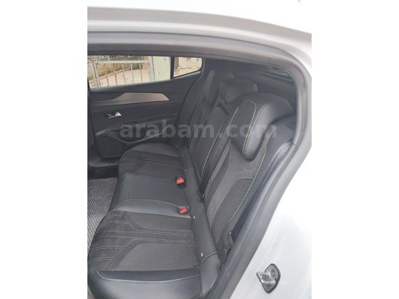 Sahibinden Peugeot 408 1.2 PureTech GT 2024 Model  15.000 km Beyaz