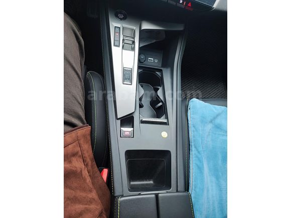 Sahibinden Peugeot 408 1.2 PureTech GT 2024 Model  15.000 km Beyaz
