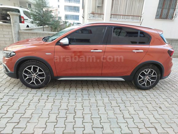 Sahibinden satılık Orjinal Garantili Servis bakımlı Egea Cross