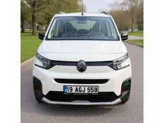 Sahibinden Citroen Berlingo 1.5 BlueHDI MAX XTR Shine Bold 2025 Model 