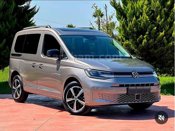 SAHİBİNDEN EXTRA'LI HATASIZ 850 KM'DE STYLE (CAM TAVAN) CADDY