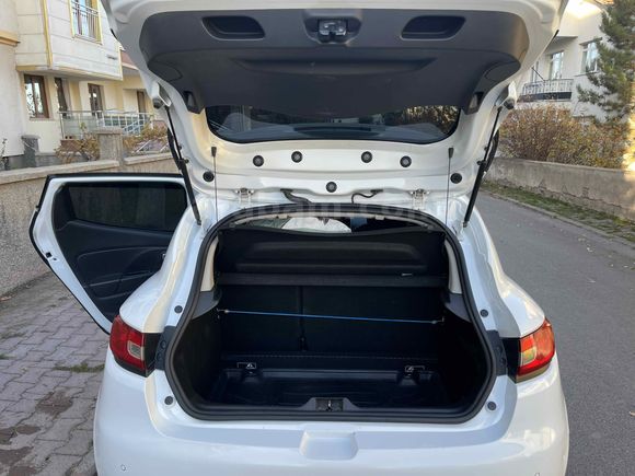 2013 Renault Clio 1.5 dCi Icon S&S 