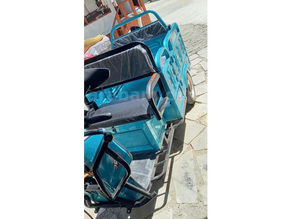 Sıfır çift koltuklu katlanır kabin içi koltuk damperli kasa kilometreyi site kabul etmediği için o şekilde yazılmıştır